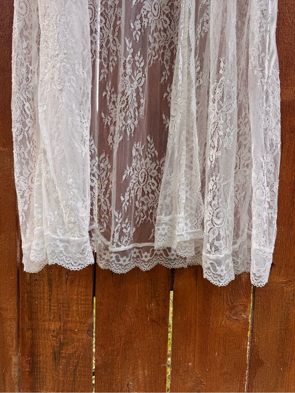 White Lace Robe duster for wedding day - Picture 5 of 5